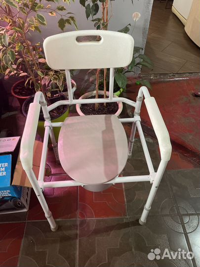 Стул туалет, кресло туалет