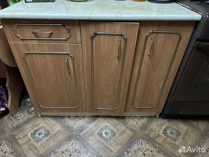 Кухонный гарнитур бу