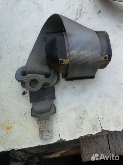 Ремень безопасности Рено Клио 2