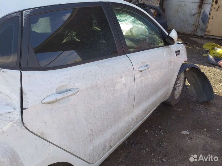 Kia Rio 3 разбор