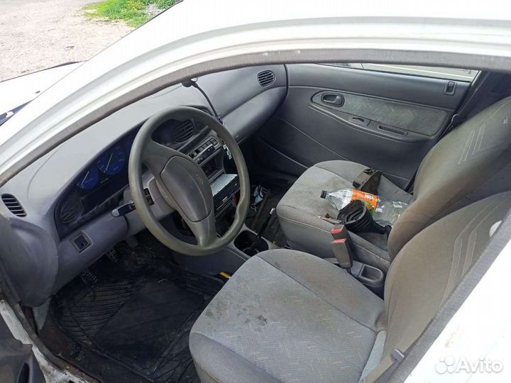 Kia Avella 1.3 МТ, 1997, 250 000 км