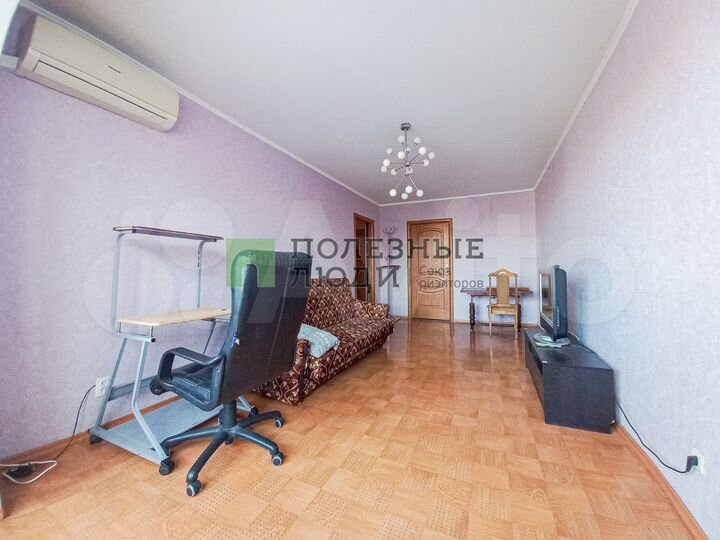 2-к. квартира, 50 м², 5/9 эт.