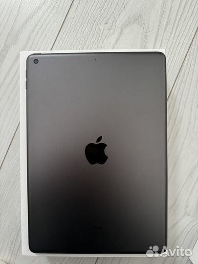 iPad 9 10.2