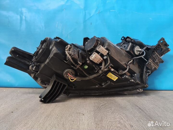 Фара левая Mitsubishi Outlander 3 2012