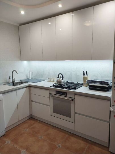 2-к. квартира, 61,6 м², 3/10 эт.