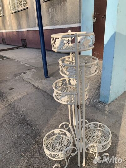 Подставка для цветов