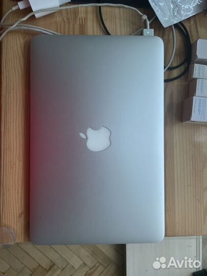 Macbook air 11 a1465