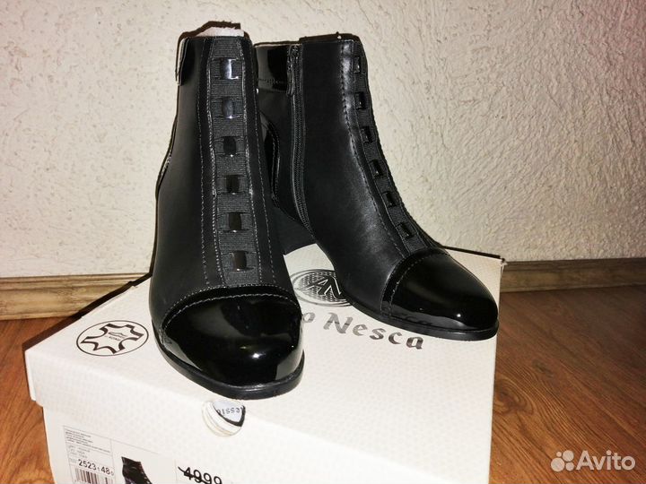 Ботинки женские демисезонные черные Новые