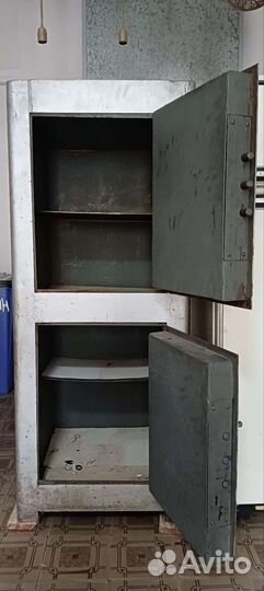Сейф металлический бу