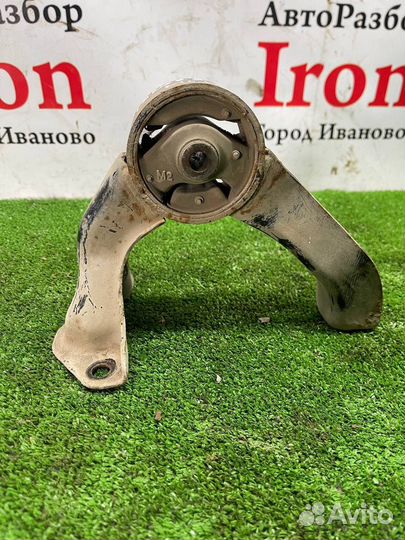 Опора двигателя задняя Mitsubishi Lancer 10 X