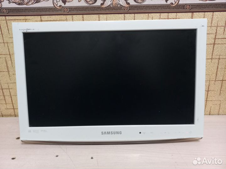 Телевизор Samsung LE19C451E2W