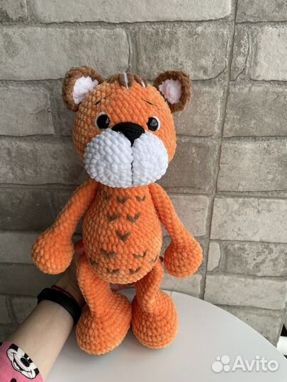 Вязаный тигренок