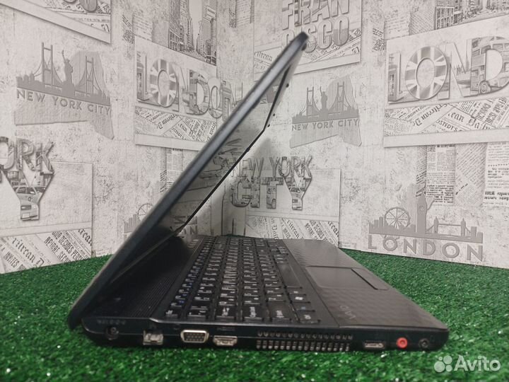 Быстрый ноутбук Sony на SSD с гарантией