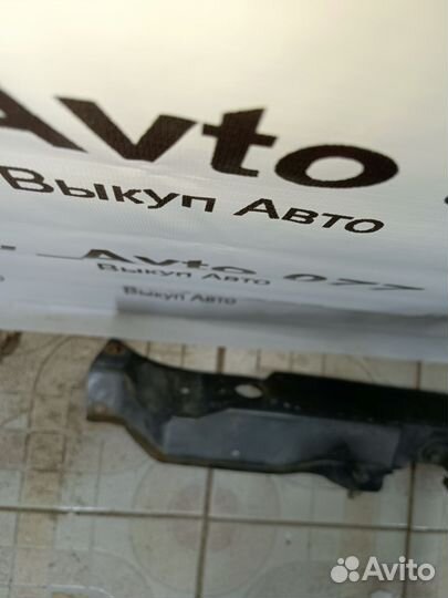 Передняя рамка телевизора (верхняя часть) Geely mk