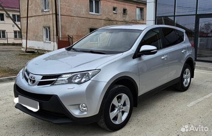 Toyota RAV4 2.0 CVT, 2015, 106 000 км