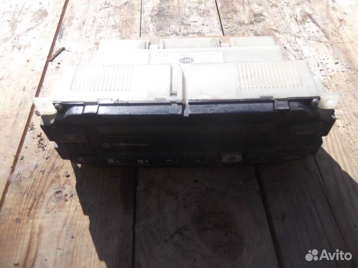 Блок управления отопителем Volkswagen Passat B5