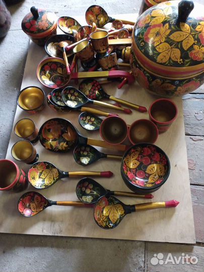 Набор посуды хохлома