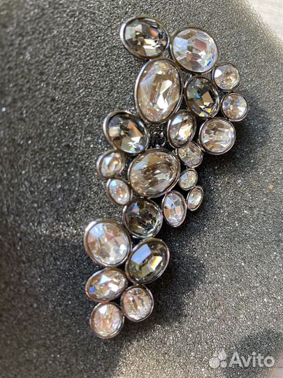 Брошь с кристалами сваровски, 2010 год