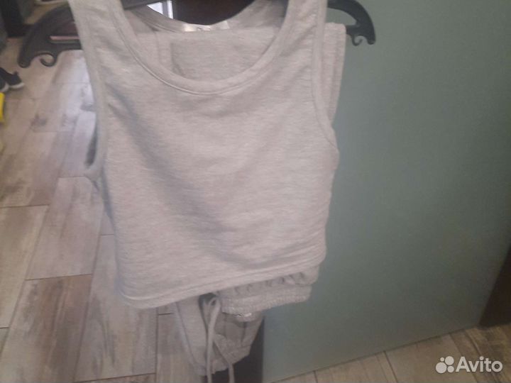 Спортивный костюм женский 42 44 новый