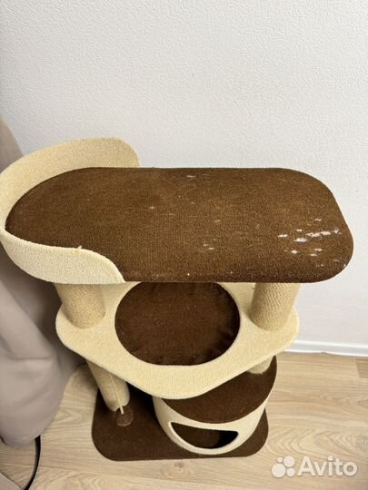 Домик для кота с когтеточкой б/у