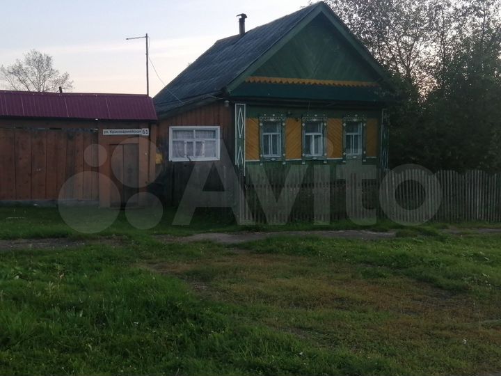 Дом 32,1 м² на участке 14,9 сот.