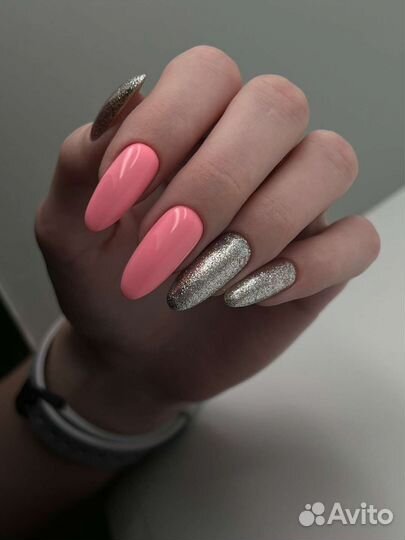 Педикюр с покрытием гель-лаком