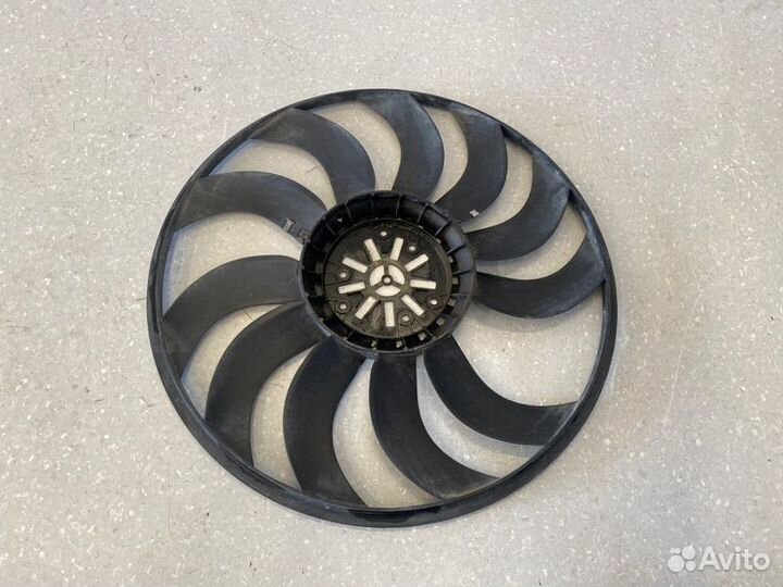 Вентилятор охлаждения радиатора Jaguar Xe X760 2.0