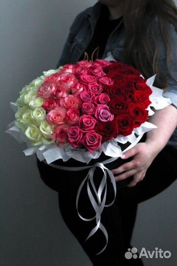 Цветы с доставкой, Розы в шляпной коробке