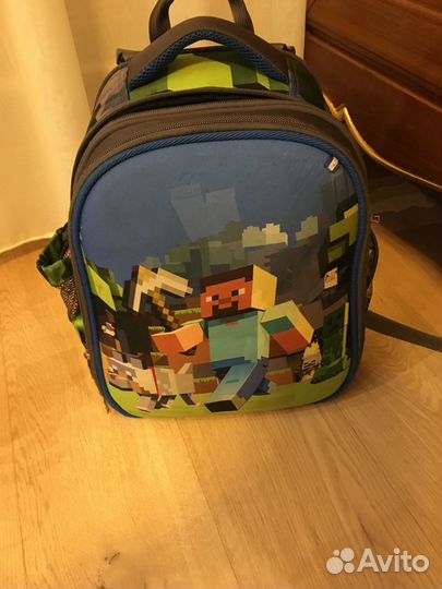 Школьный рюкзак