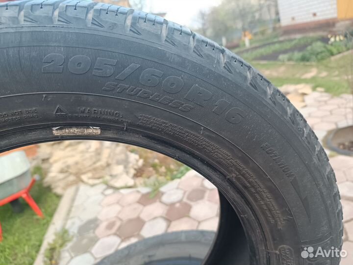 Michelin X-Ice 205/60 R16