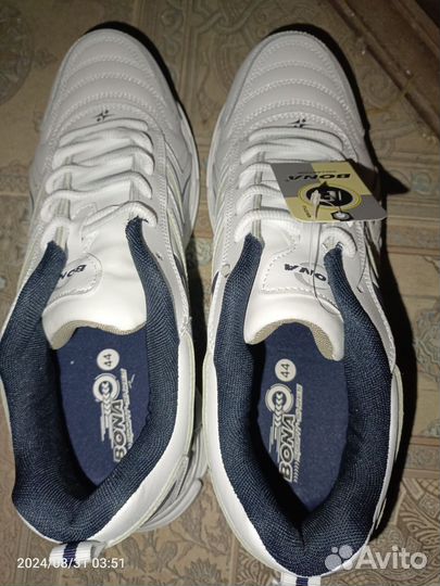 Новые кроссовки Bona