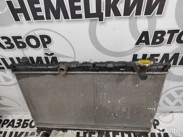 Радиатор охлаждения Hyundai Santa Fe 1