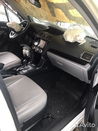 Салон на Subaru Forester 4 SJ второй рест. 2016 г