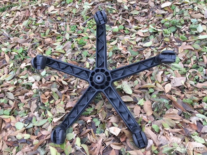 Крестовина для комп. кресла, 5 лучей с колёсиками