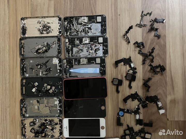 iPhone 5S, 64 ГБ