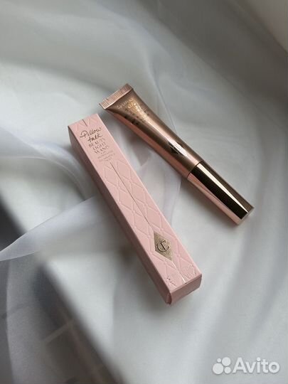 Хайлайтер charlotte tilbury оттенок pillow talk