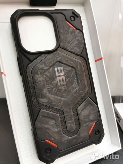 Чехол UAG iPhone 15 Pro Max лимит серия