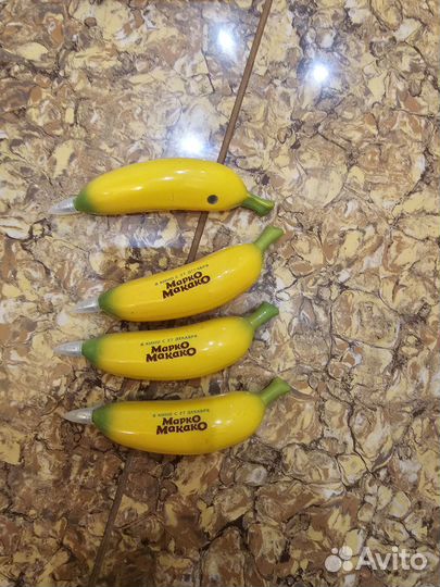 Магниты на холодильник Марко Макако