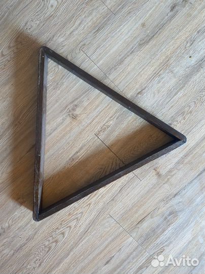 Полка для бильярдных шаров