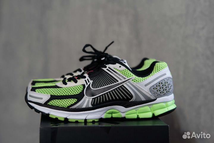 Nike Air Zoom Vomero 5 SE SP 'Lime Green'