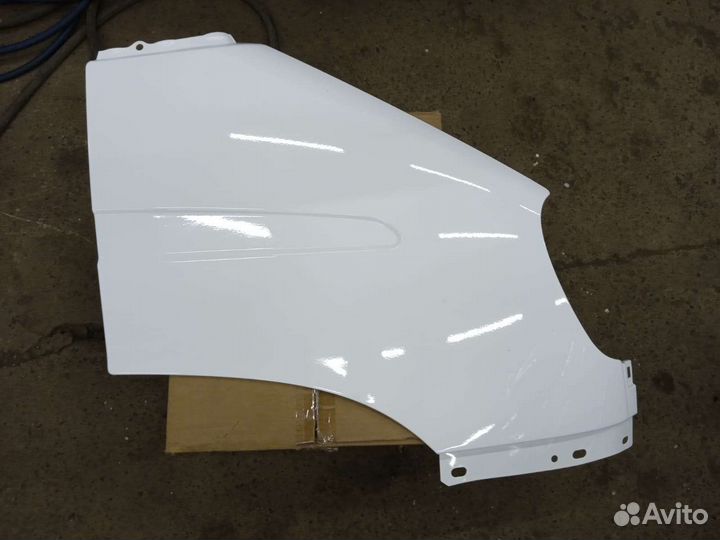 Крыло передние Газ Валдай белое