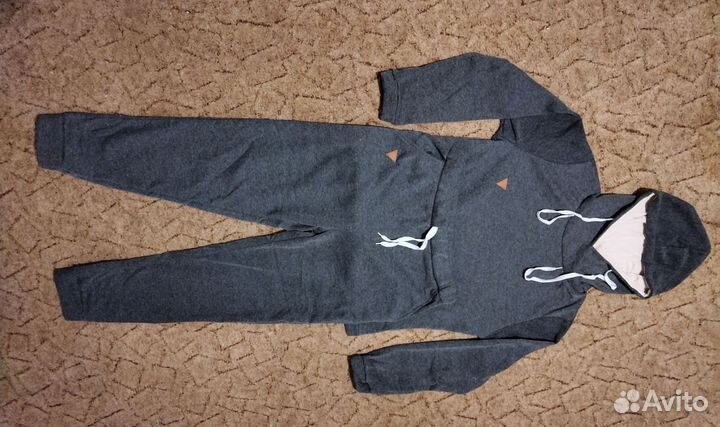 Спортивный костюм женский 46