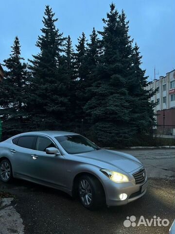 Nissan Fuga 3.7 AT, 2010, 140 000 км с пробегом, цена 805000 руб.