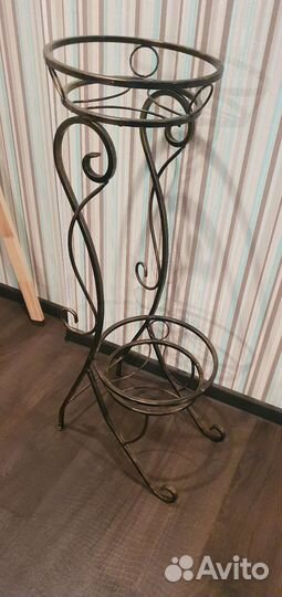 Подставка для цветов напольная