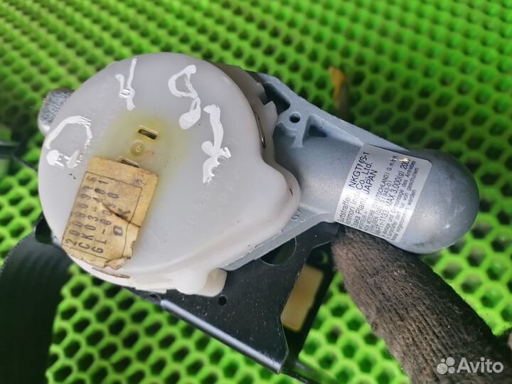 Ремень безопасности левый на Mazda 3 BL 2009-2013