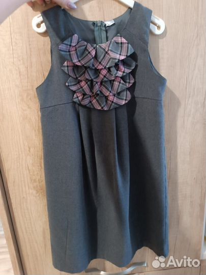 Школьная форма для девочки серая 122