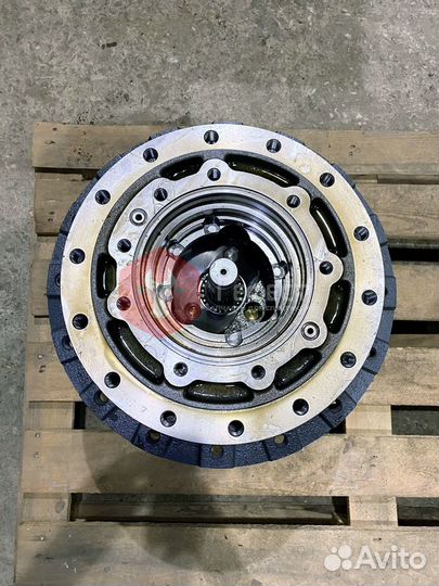Редуктор хода Hitachi ZX125US-E 9181123