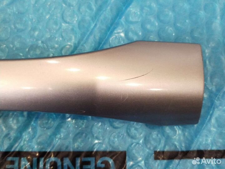 Накладка ручки передней правой двери Аурис 10-12