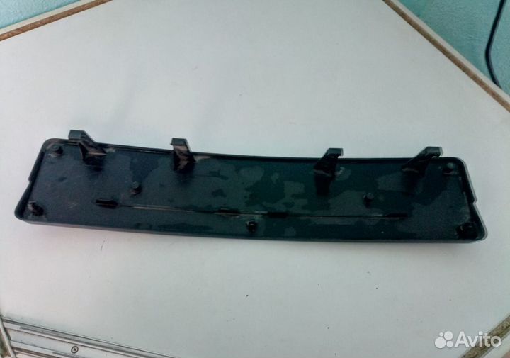 Площадка гос. номера Мерседес w205 A2058170678