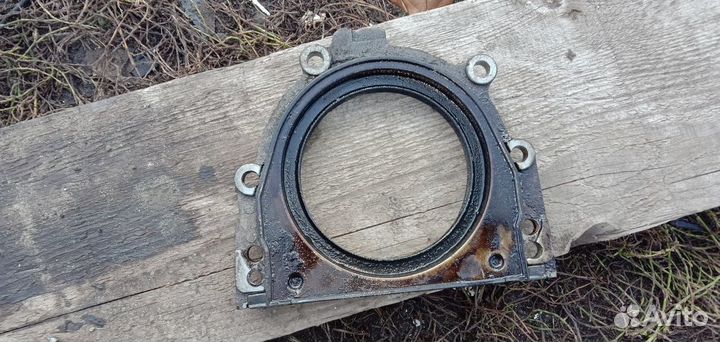 Задняя крышка коленвала Ауди а4 B5